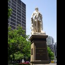 Ein Denkmal für Herrn Stuart, den Namensgeber des Highways
